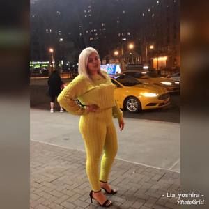 Meet your Posher, Elia